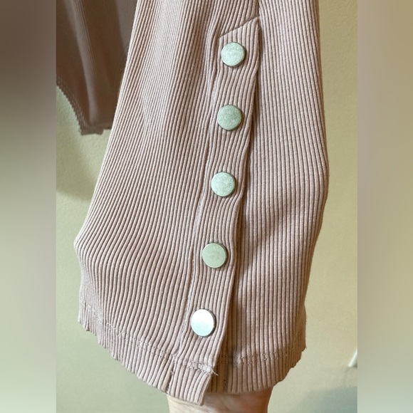 Express Ribbed Bodysuit Snap Bell Sleeves Pink Size Small - Picture 5 of 7
